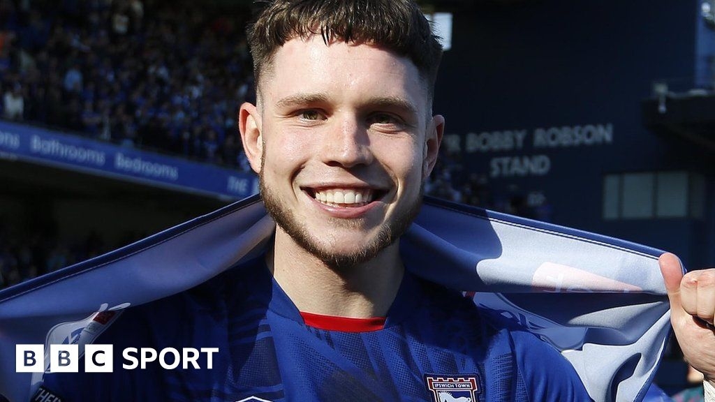26歲伊鎮中鋒赫斯特將代表蘇格蘭出戰，曾入選英格蘭各級青年隊