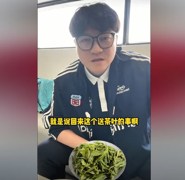 趙鵬：不太清楚賈秀全要球員買(mǎi)茶葉的段子，但這在現實(shí)中也正常