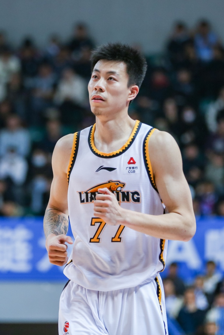 媒體人：張鎮麟、韓德君將因傷缺席今晚對陣北控的比賽