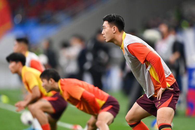 足球報：張玉寧、蔣圣龍均有不同程度傷病，伊萬(wàn)未讓在熱身賽出場(chǎng)
